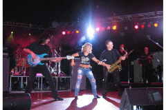 On Stage with Suzi Quatro